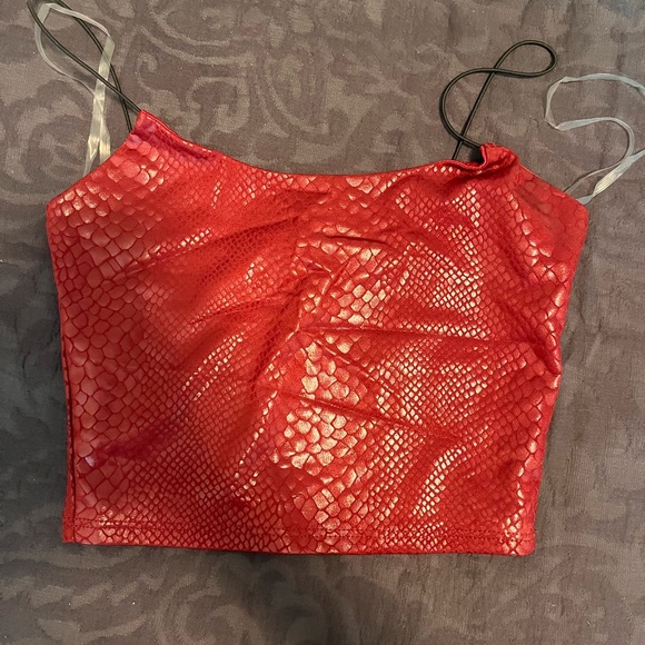 Windsor size small top - Picture 1 of 1